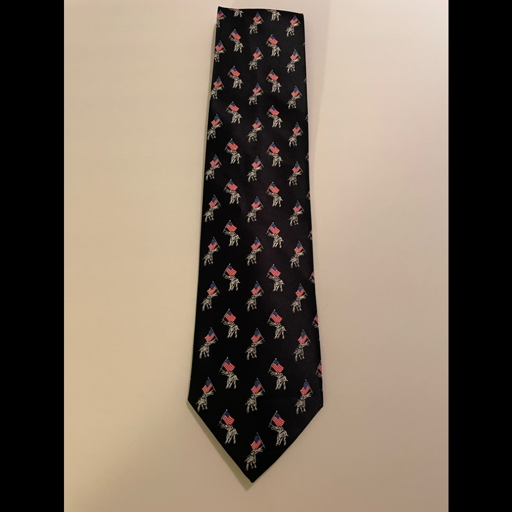 Davvero Benino Mens Republican GOP Elephant Flag Waving Patriotic Necktie